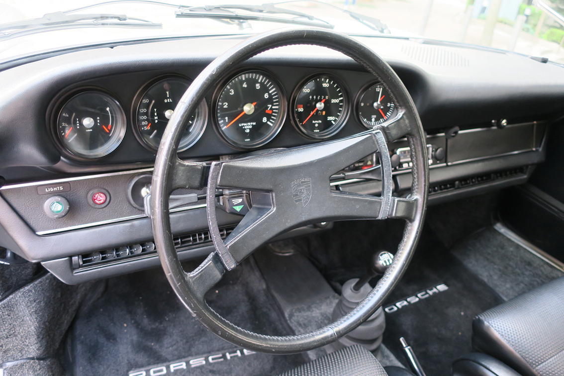 porsche_911s_coupe_1973_202007_40